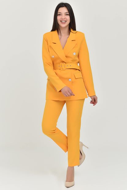 Sarı Kemerli Ceket Pantolon Takım
