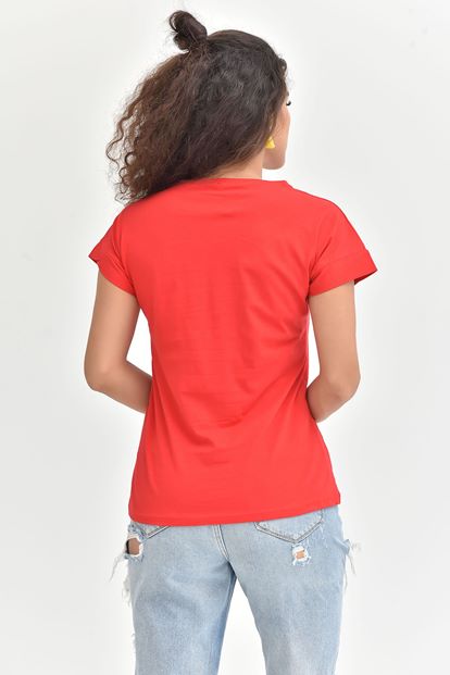Kırmızı Baski Detay Tişört