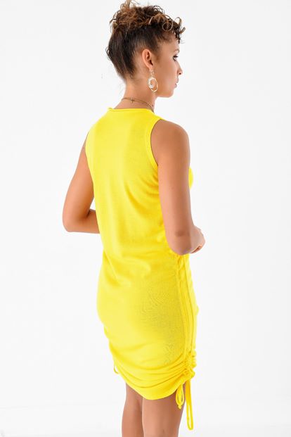 Sarı Yanlari Büzgülü Triko Elbise