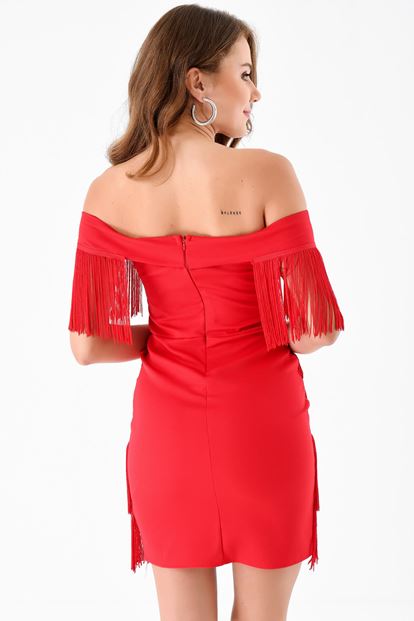 Kırmızı Kayık Yaka Saçaklı Mini Elbise