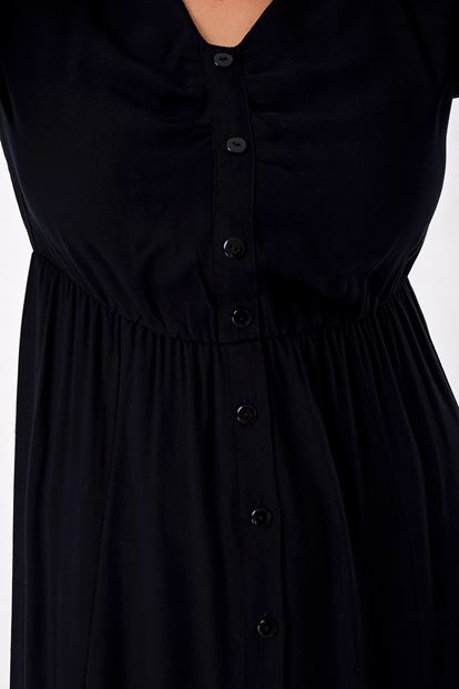 Siyah Yanları Yırtmaçlı Beli Büzgülü Gömlek Elbise