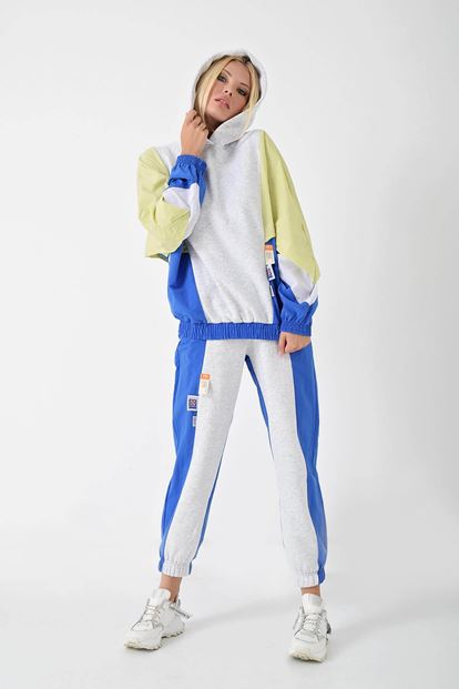 Gri Kapüsonlu Blok Renkli Parasüt Kumas Polarli Eşofman Takımi