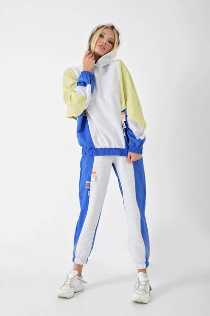 Gri Kapüsonlu Blok Renkli Parasüt Kumas Polarli Eşofman Takımi