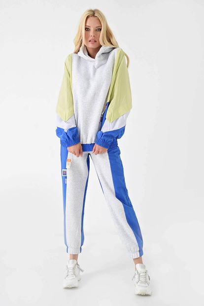 Gri Kapüsonlu Blok Renkli Parasüt Kumas Polarli Eşofman Takımi