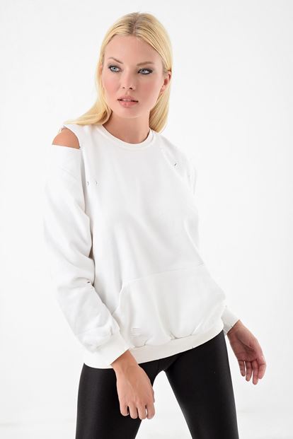 Beyaz Yırtıkli Sweatshirt