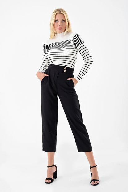 White striped turtlenecks Knitted Sweater