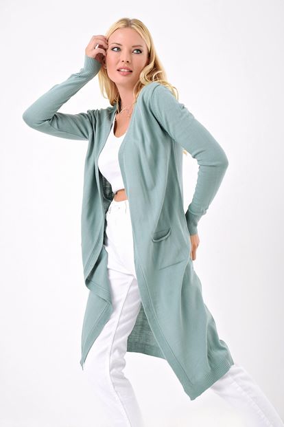 Long knitwear Hirka with green pocket