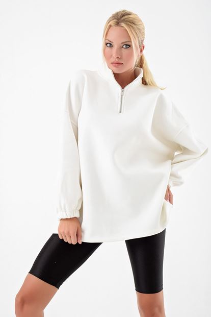Beyaz Dik Yaka Fermuarlı Sweatshirt