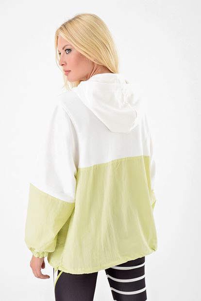 Sarı Renk Bloklu Parasüt Kumasli Sweatshirt