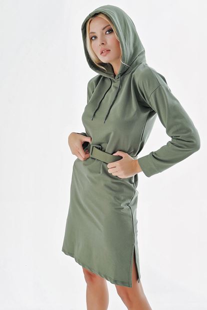 Yeşil Kemer Detayli Kapüsonlu Sweat Elbise