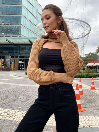 Bej Uzun Kollu Crop Triko Kazak