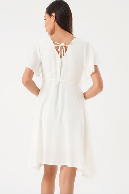 Beyaz Astarlı Kısa Şifon Elbise