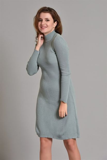 Su Yeşili Bogazli Triko Elbise