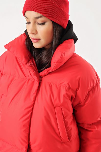 Kırmızı Sisme Mont