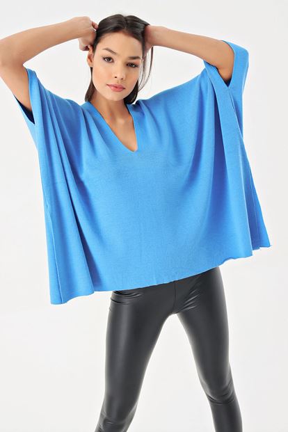 Blue Bat Sleeve V Neck Knitted Sweater