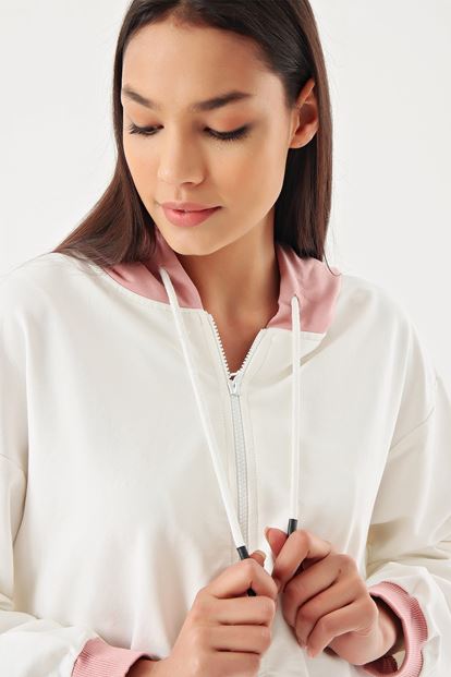 Detailed White Pink Tracksuit Team