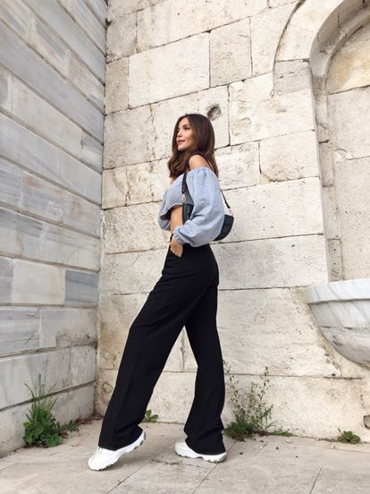 Black spanish trousers