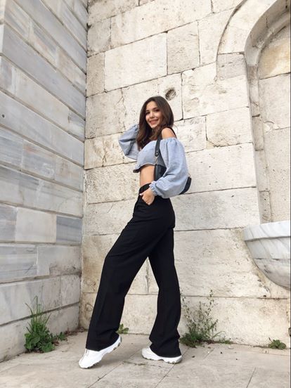 Black spanish trousers