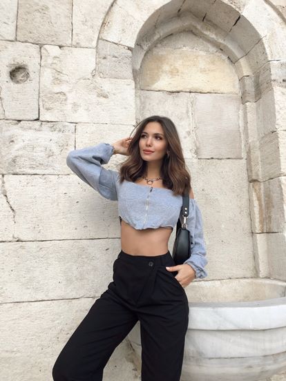 Black spanish trousers