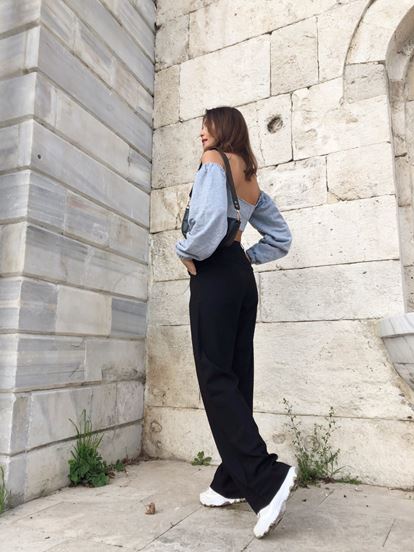 Black spanish trousers