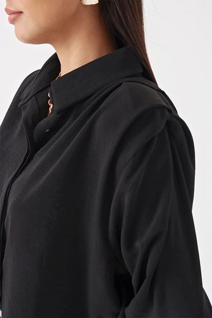Black Sleeve Shirt Detail