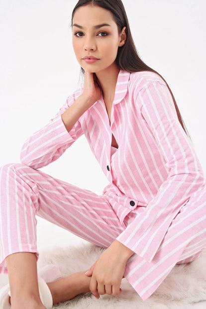 Pink-striped pajamas suit
