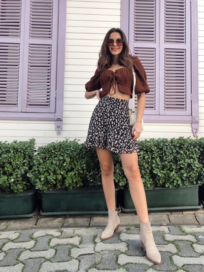 Brown ruffles Detail Bustier