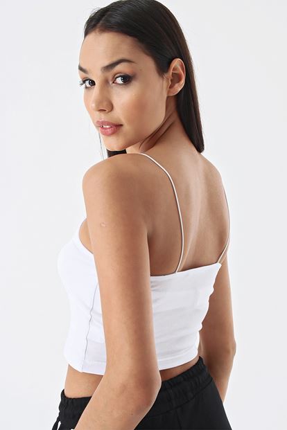 Crop with white rope hanger