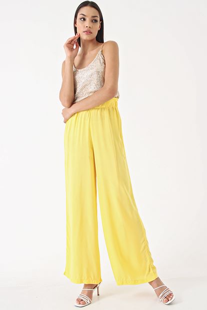 Yellow Pants & Sequins Tops Team