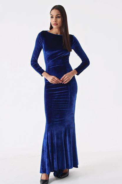 Saks back decollete velvet evening dress