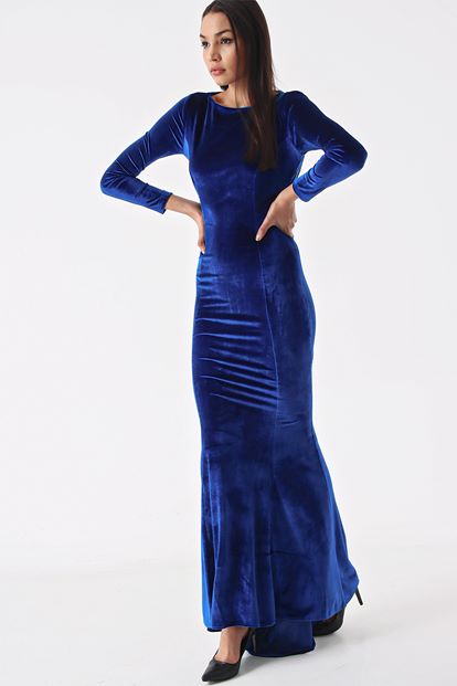 Saks back decollete velvet evening dress