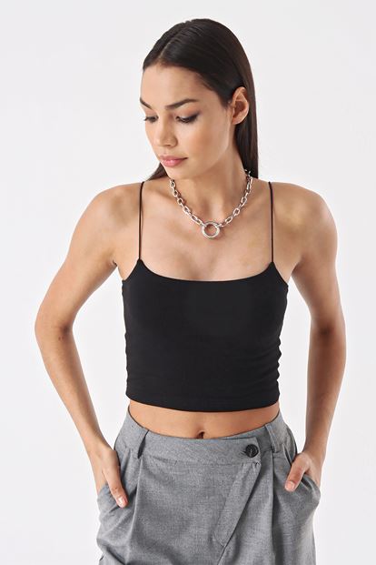 Black Rope Hanger Crop Blouse