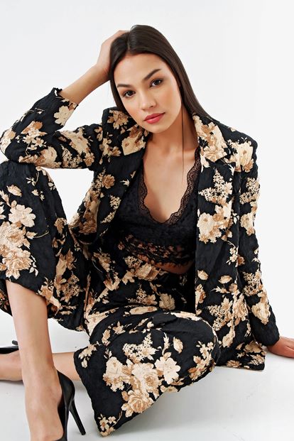 Black patterned jacket pants suit