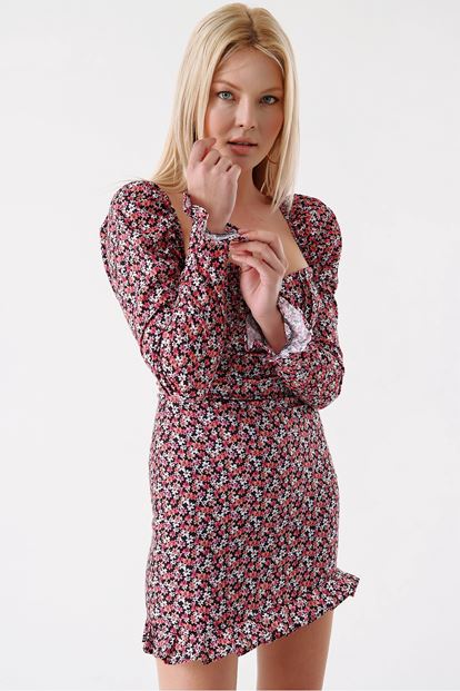 Mini-height dress with pink flowers