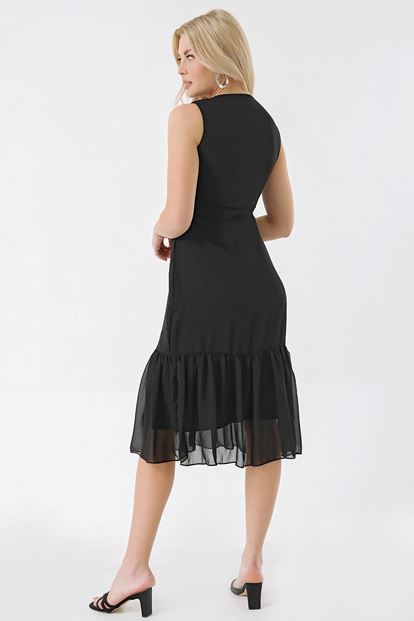Siyah Etegi Büzgülü Kruvaze Yaka Şifon Elbise