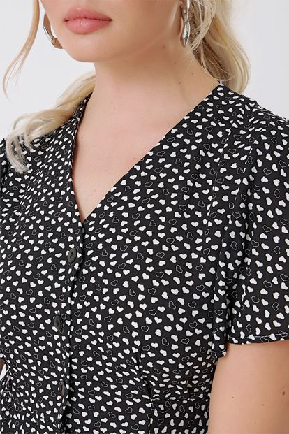 Siyah Kalp Desenli Gömlek Elbise