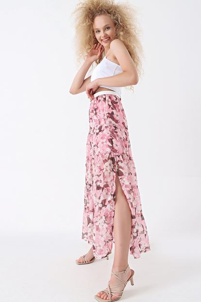 Pink floral patterned chiffon tearing skirt