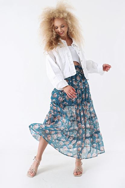 Green floral patterned chiffon tearing skirt