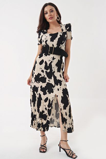 Cream paint pattern arched dress