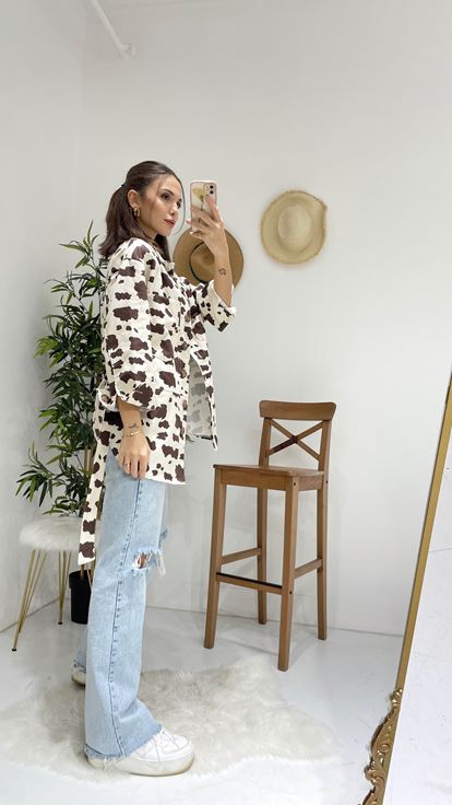 Krem Boya Desenli Çeket