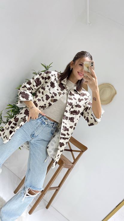 Krem Boya Desenli Çeket