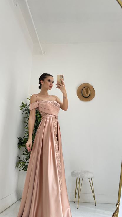 Powder Rope Hanger Circle Evening Dress