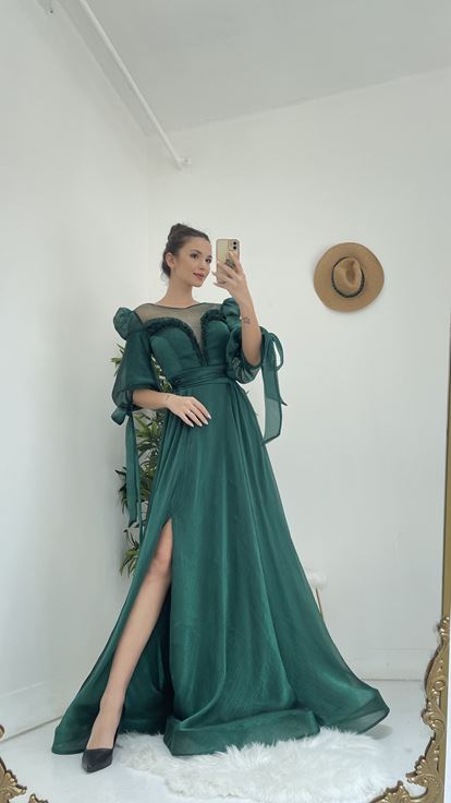 Yeşil Kayık Yaka Prenses Model Abiye Elbise