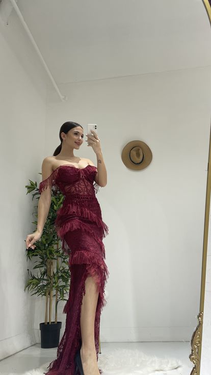 Bordo Fırfırlı Uzun Dantel Abiye Elbise