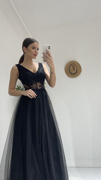 Siyah Dantel Uzun Tül Abiye Elbise