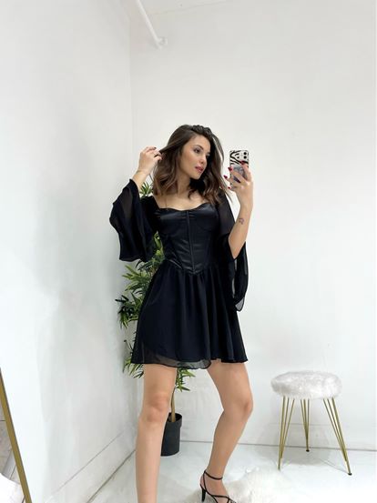 Siyah Göğüs Kısmı Saten Şifon Mini Elbise