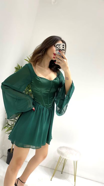 Yeşil Göğüs Kısmı Saten Şifon Mini Elbise