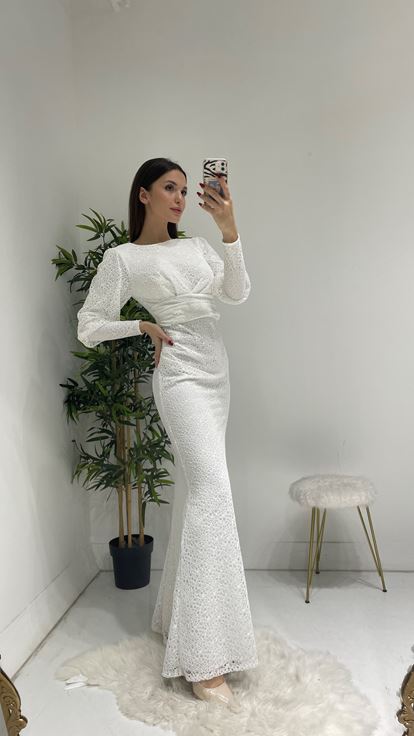 Beyaz Bel Detay Uzun Dantel Abiye Elbise