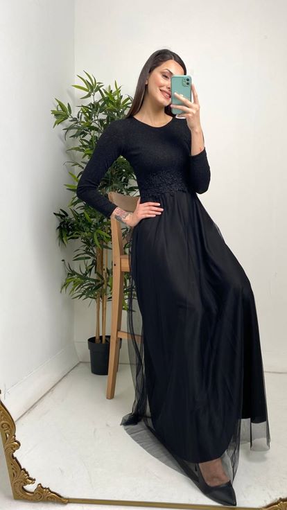 Siyah Beli Dantel Üzeri Simli Uzun Tül Abiye Elbise