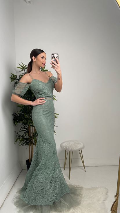 Mint Yeşili İp Askılı Uzun Dantel Abiye Elbise